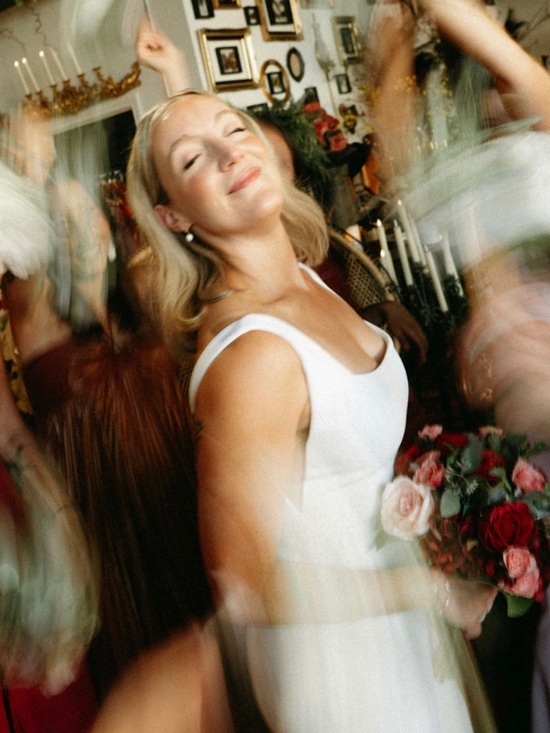 Meet your Posher, Amelia - Picture 1 of 1